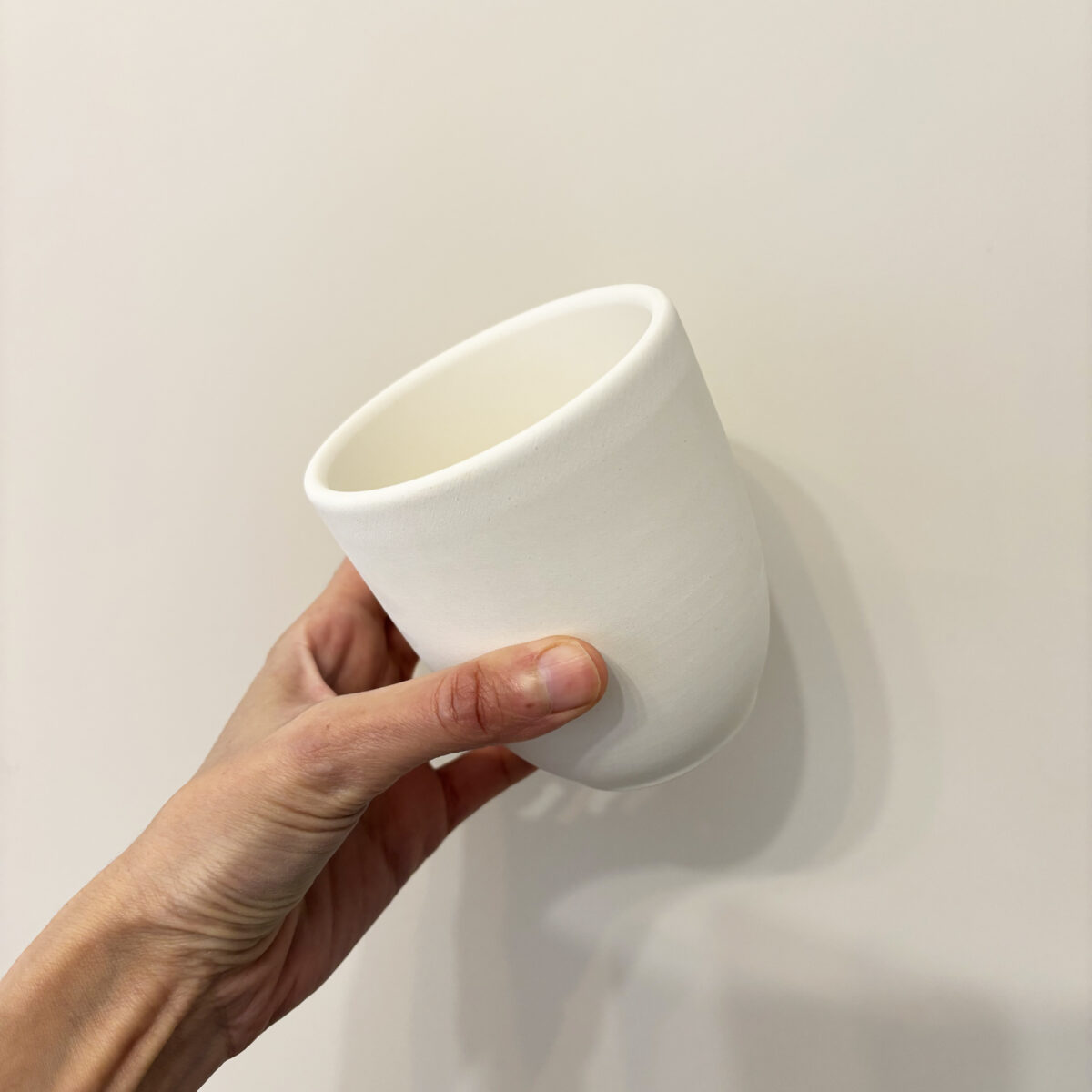 Painting on ceramic workshop, September 16, Tuesday, 19:00 - 21:30, with Kesem Yahav - Image 6