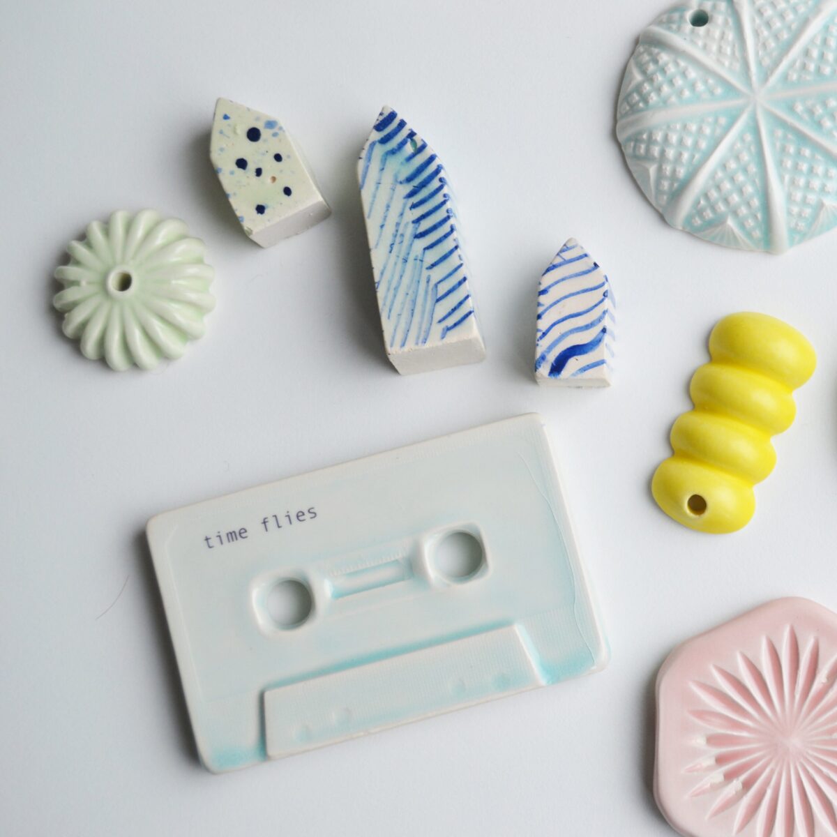 Time flies, cassette tapes, Shiny mint glaze - Image 10