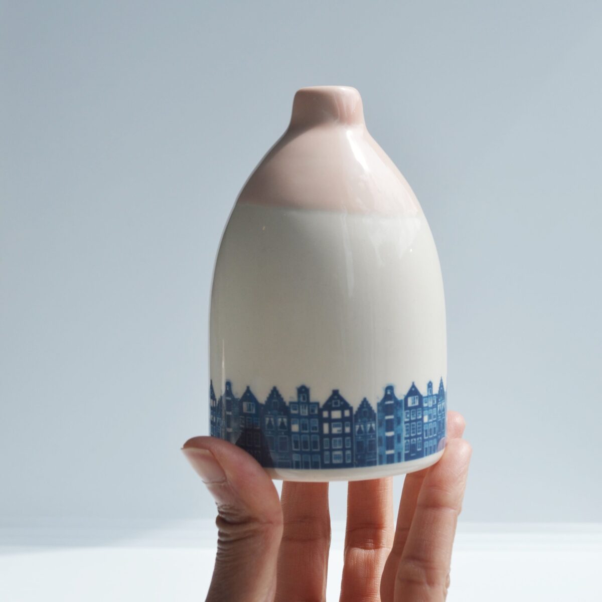 Small canal houses vase - Image 12