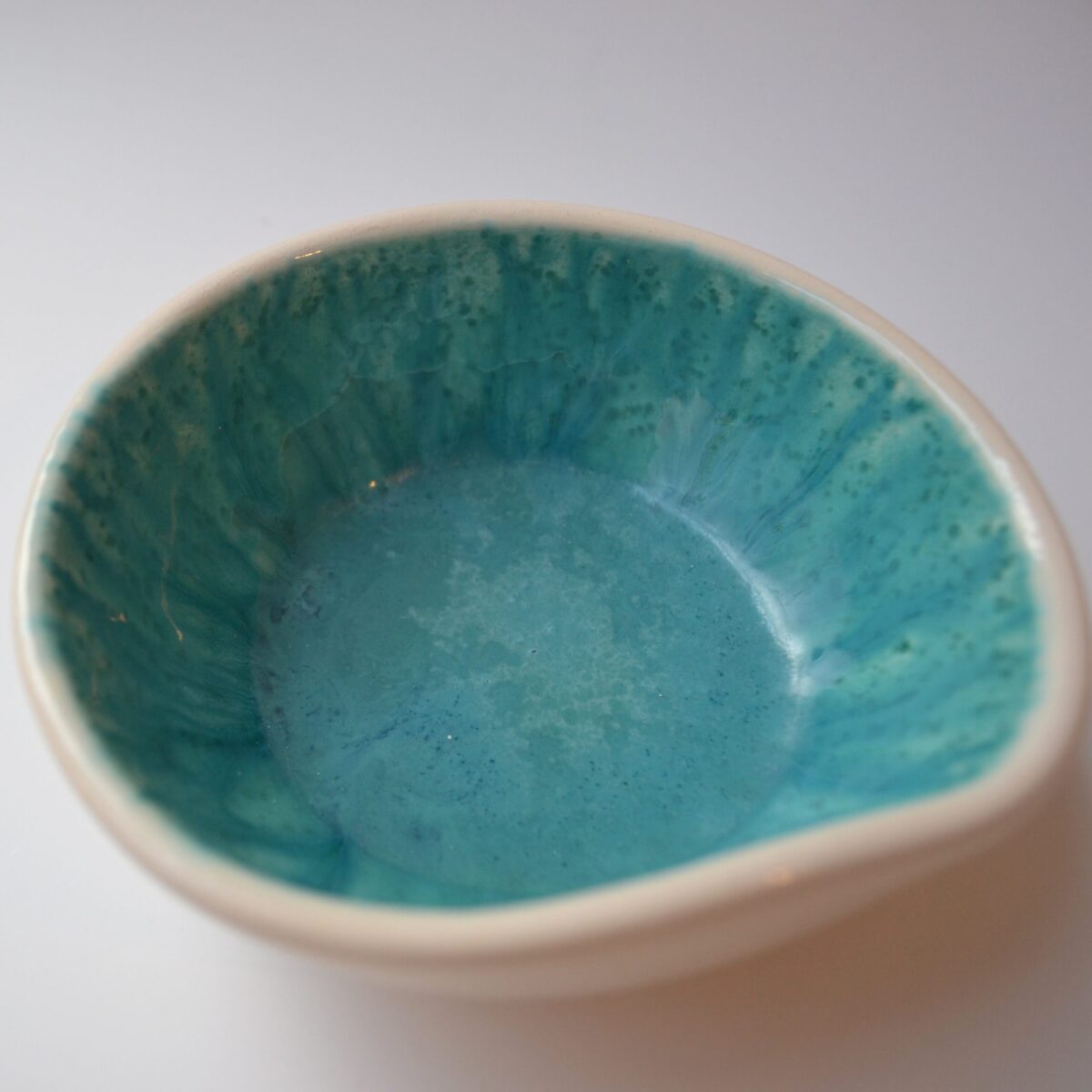 Reshaped bowl - Image 4