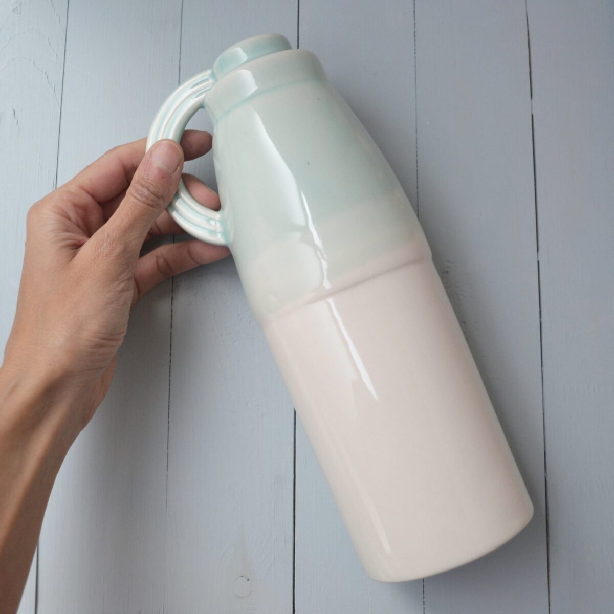 Big jug/vase in mint - Image 2