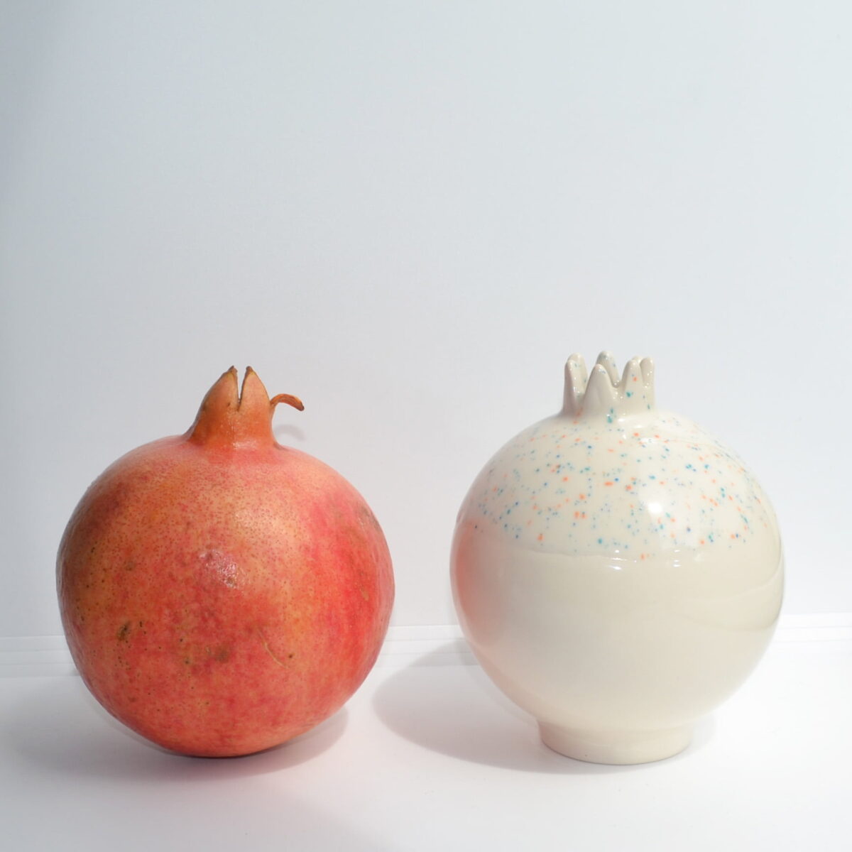 Pomegranate vase - Image 12