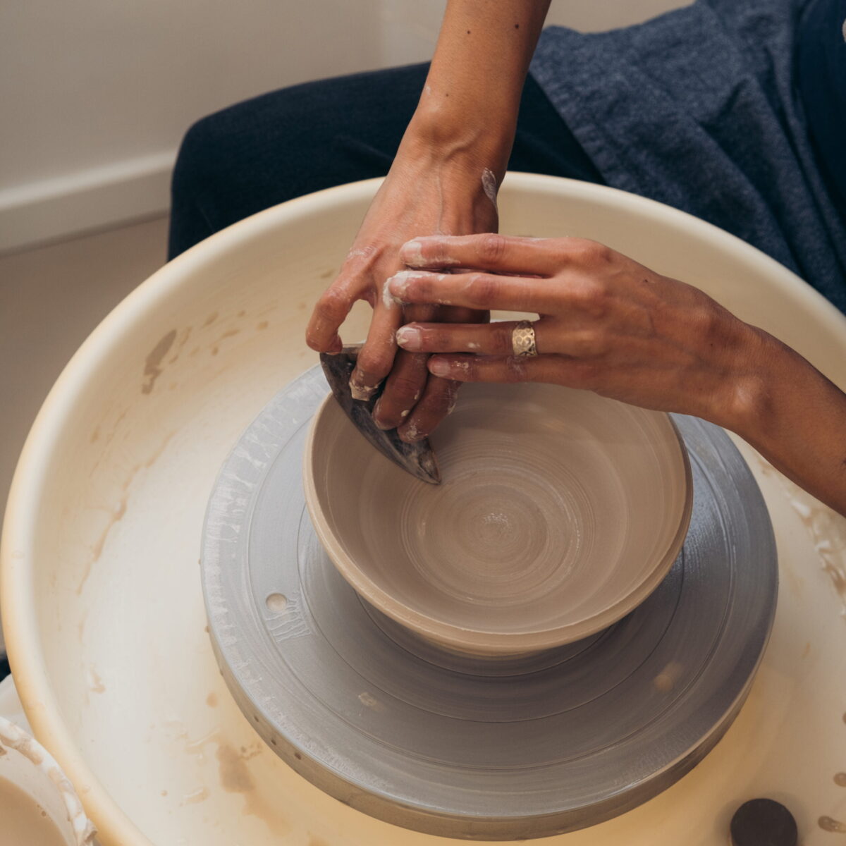 Private 1-Hour wheel throwing class, For one person - Image 4