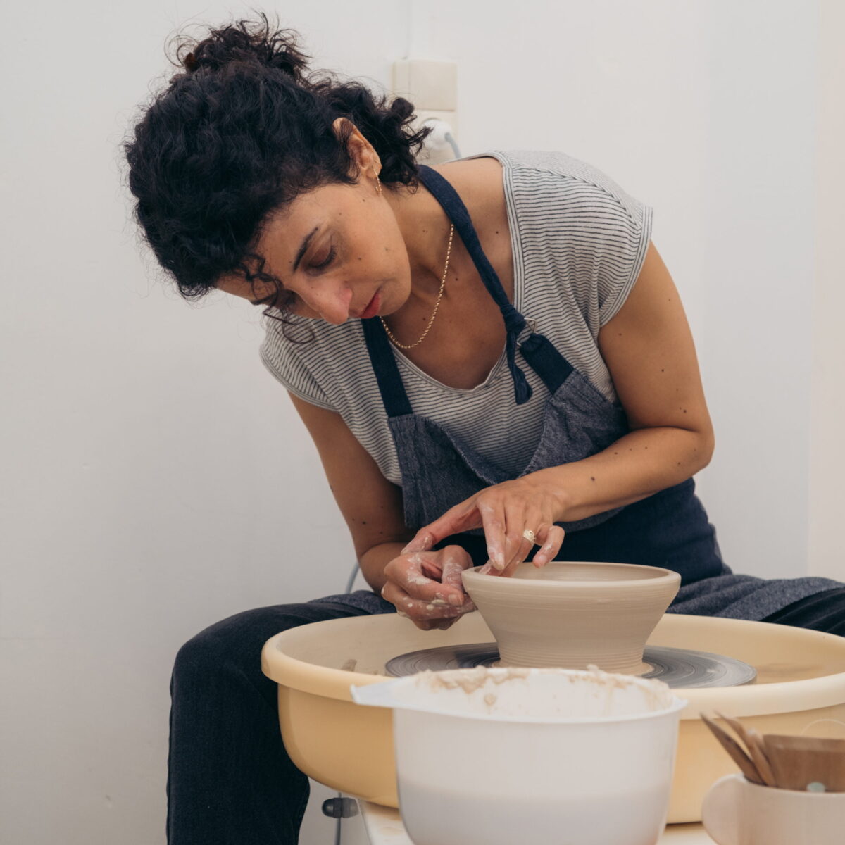 Private 1-Hour wheel throwing class, For one person - Image 8