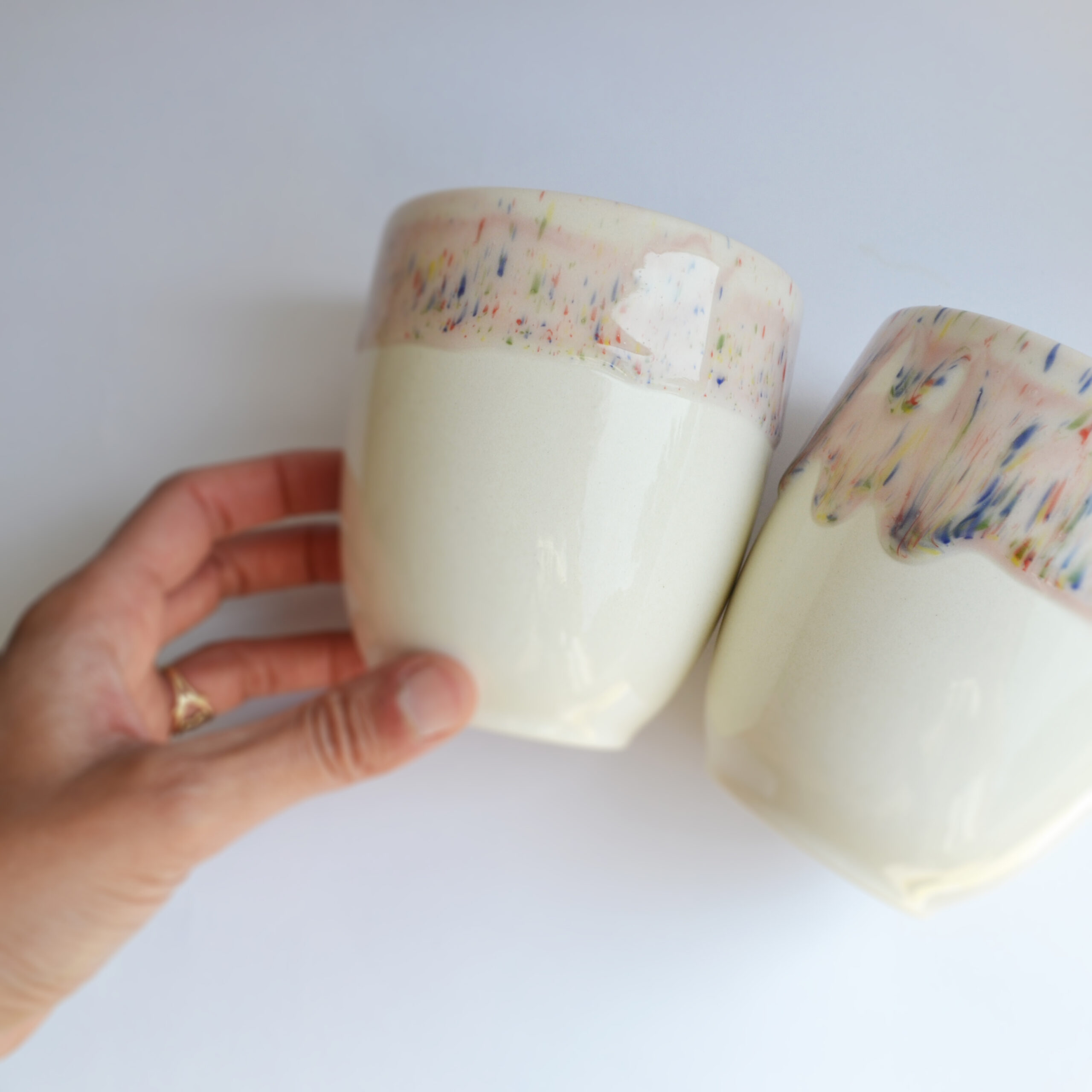 Speckled pinkish glaze cup - Image 3