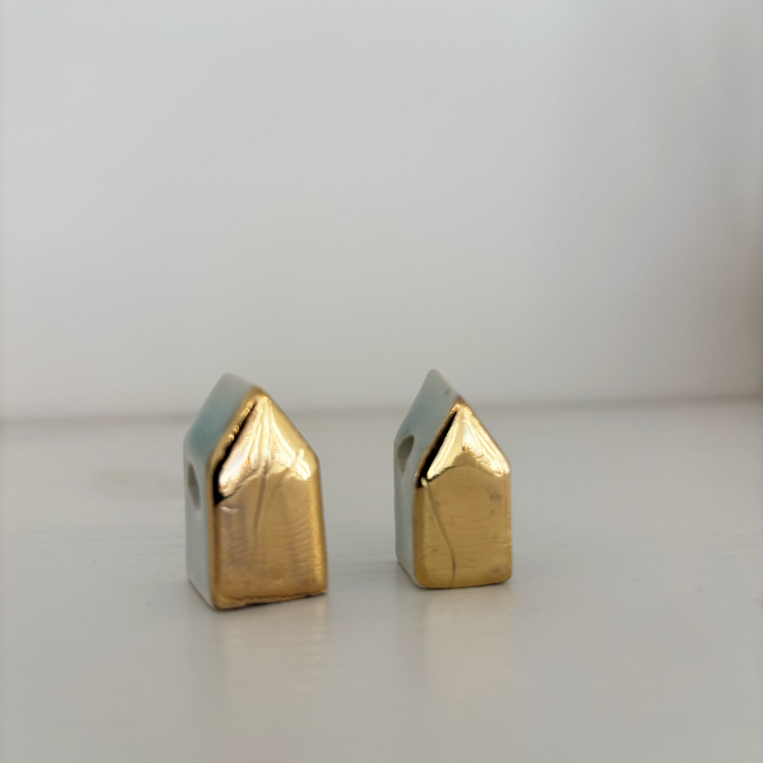 Tiny golden houses - set of 2