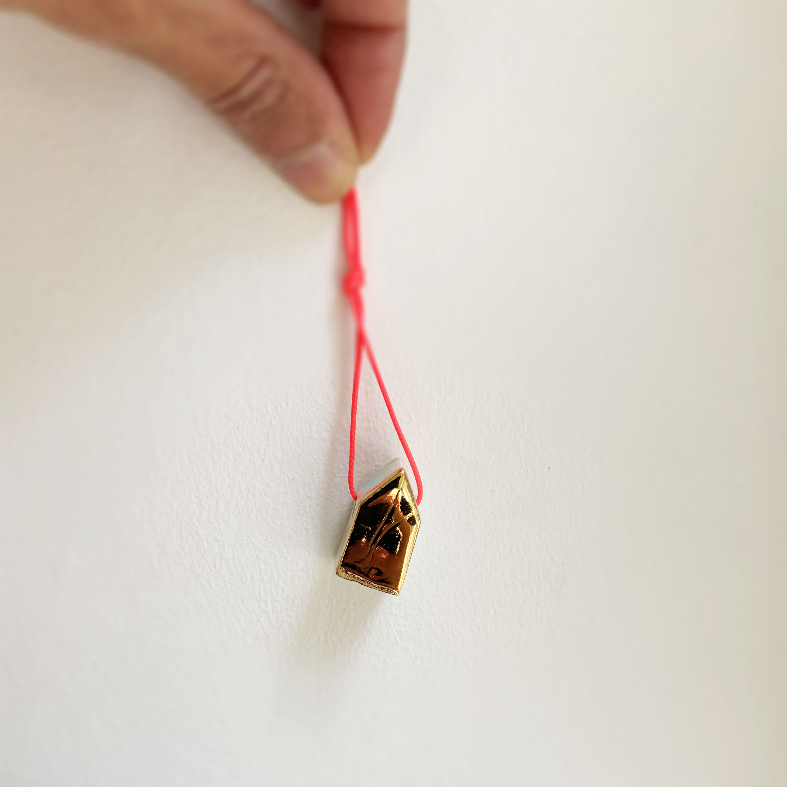 Tiny golden houses - set of 2 - Image 7