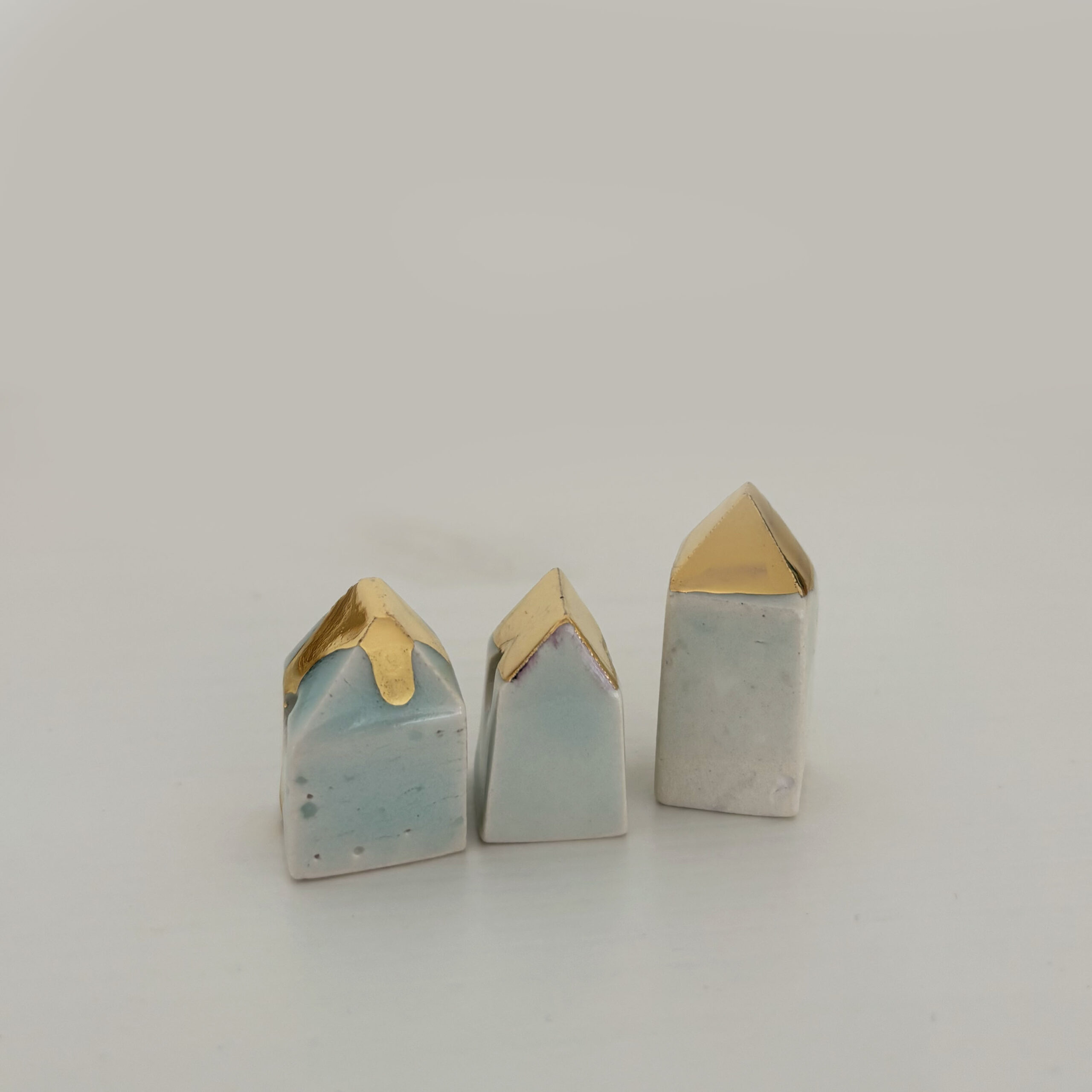 Tiny golden houses - set of 3 - Image 2